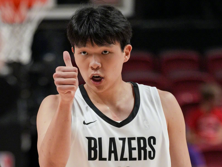 华体会网页-米切尔轰27+7+4仍无缘今日最佳！对不起，你碰到创纪录的杨瀚森了